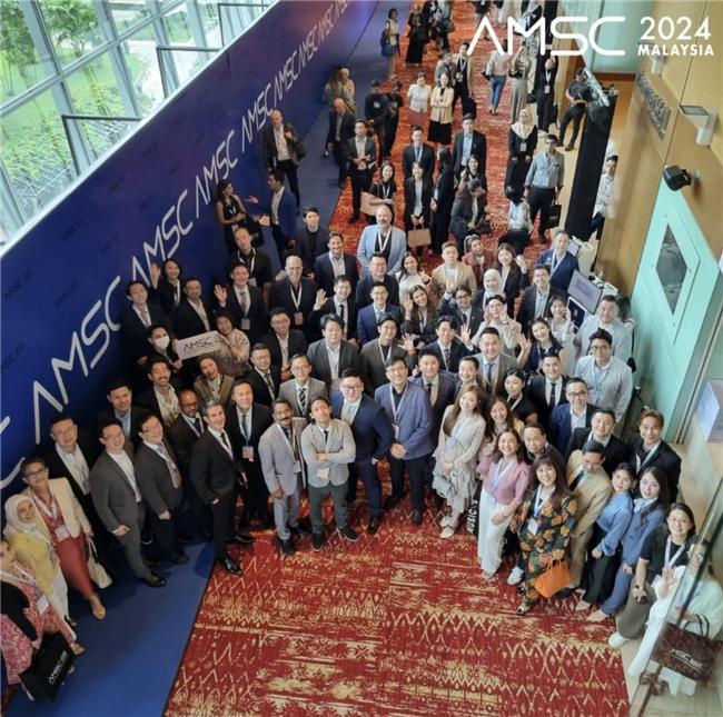 国际AMSC整形美容学术大会:颜士钧医师发表面部馒化治疗手段