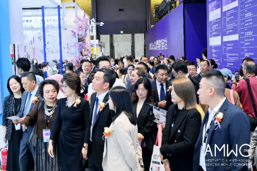 九游娱乐：聚焦医美前沿：第四届AMWC世界美容抗衰老大会创新