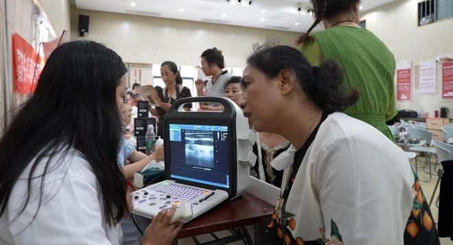 “健康生活快乐同行”——2024年江苏省老年抗衰老健康科普促进行动项目(赛虹桥站)活动圆满举行(图5)