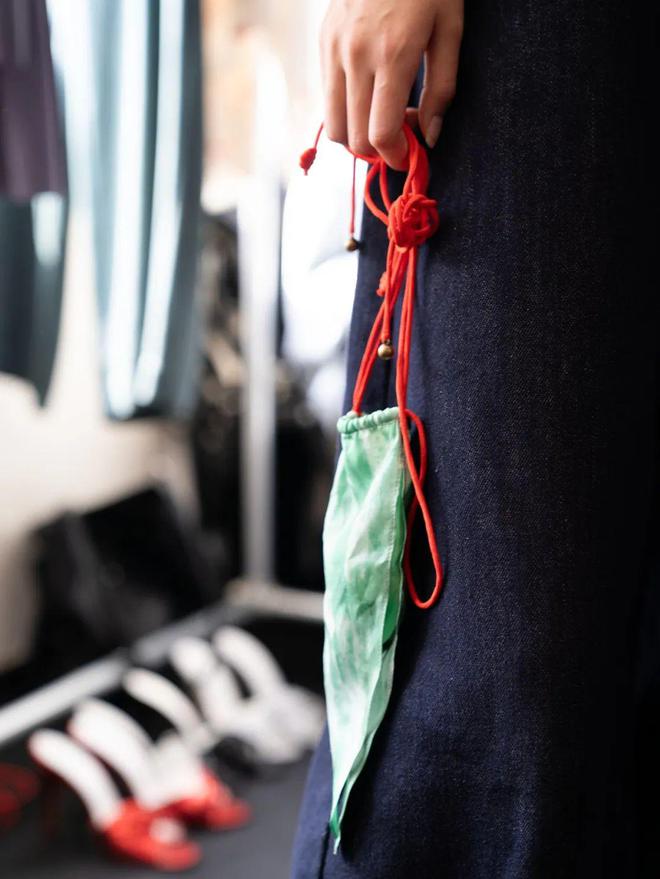 2024年国货美妆的热搜关键词是(图2)