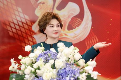 了不起的27年丨金莎双美召开年度启动大会创始人王秀萍致辞