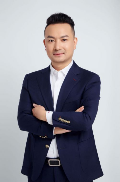 华悦(云南)医学美容创始人兼院长谢国毕:让美触手可及(图2)