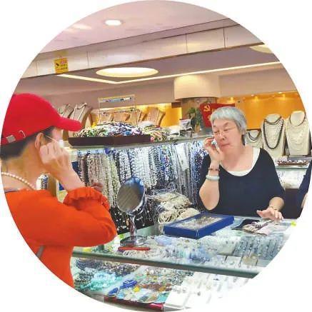 九游娱乐文化：“她经济”火了！小心这些消费陷阱(图3)