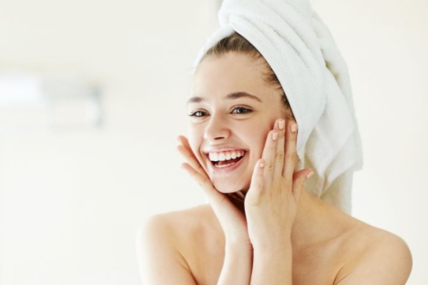 抗衰老的医美项目有哪些？40岁做抗衰老医美项目还来得及吗？