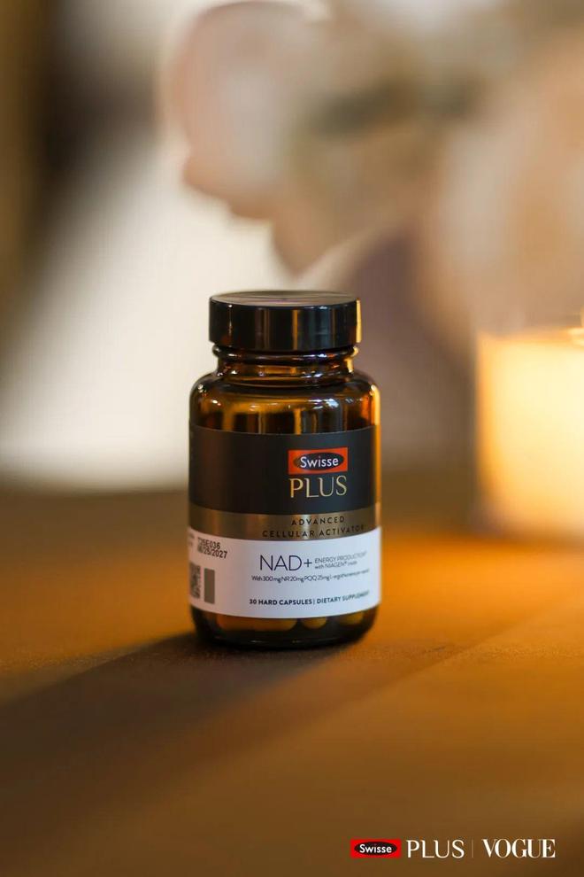 多年之后这些女明星怎么还长这样？(图11)