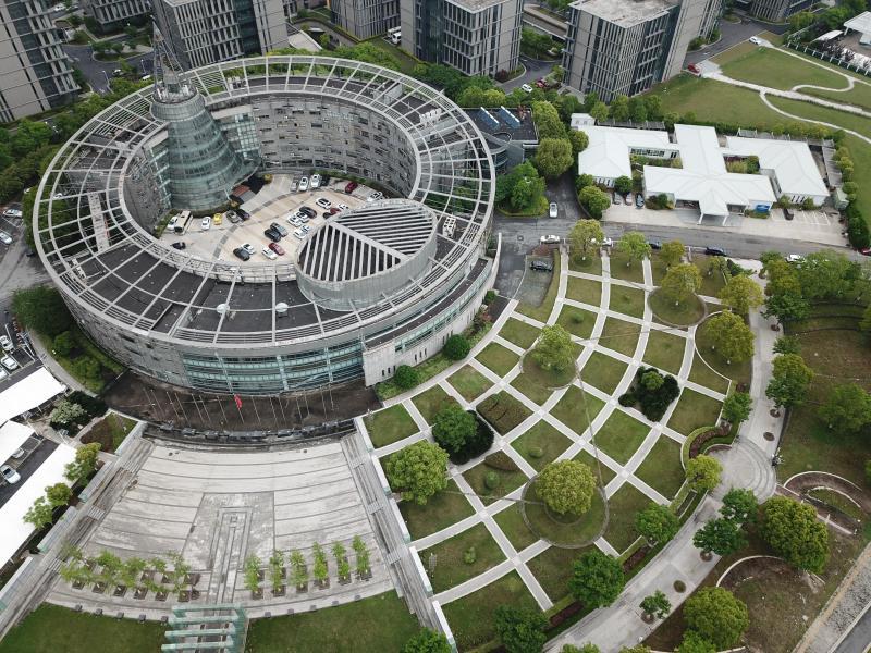 上海拿下美妆第一城化妆品零售额占全国三分之一(图4)