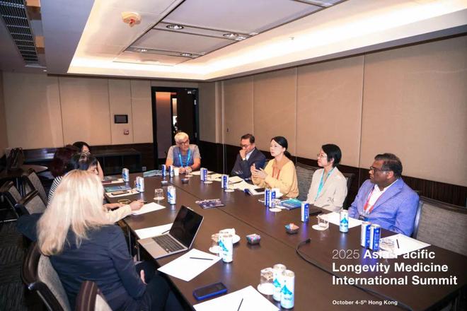 完美公司亮相亚太长寿医学国际峰会共探功能性食品研发新路径引领精准抗衰新方向(图8)