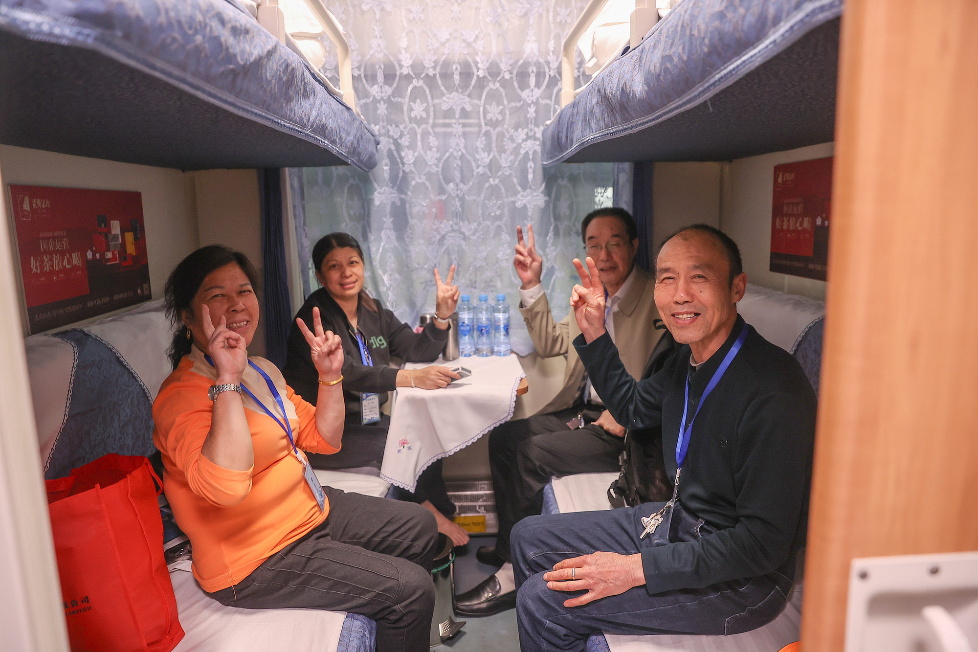 九游娱乐文化:央广网评丨为“老有所乐”赋能让银发消费安心更舒心(图2)