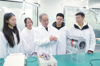 九游娱乐文化：产学研“抱团”闯出创新路(图1)