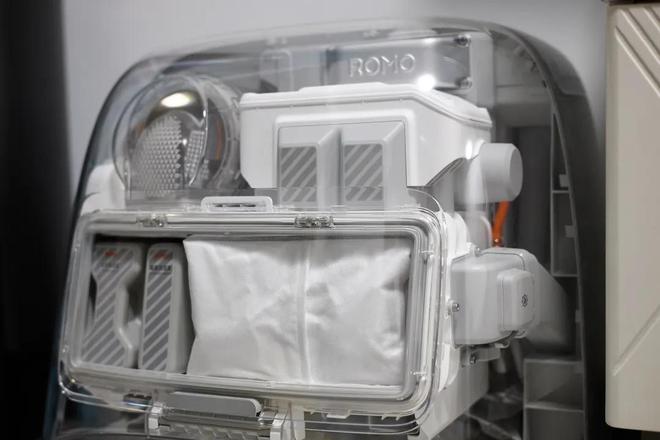 九游娱乐文化：徕芬紧随大疆入局！洗地机市场越来越卷了石头追觅们如何迎战？(图1)